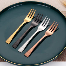 Load image into Gallery viewer, Maia Cutlery Set
