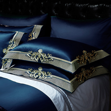 Load image into Gallery viewer, Cleopatra Dark Blue Luxury Egyptian Cotton Duvet Cover Set
