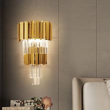 Charger l&#39;image dans la galerie, Adorjan Ridged Metal And Crystal Wall Lamp
