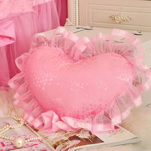 Charger l&#39;image dans la galerie, Aaliyah Triple Layered Ruffled Cotton And Lace Duvet Cover And Bed Skirt Set
