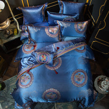 Charger l&#39;image dans la galerie, Halima Tasseled Satin Jacquard Duvet Cover Set
