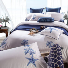 Charger l&#39;image dans la galerie, Amellora Egyptian Cotton Embroidered Tribute Silk Duvet Cover Set
