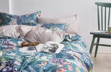 Charger l&#39;image dans la galerie, Belinda Ultra Soft Egyptian Cotton Duvet Cover Set
