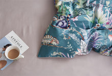 Charger l&#39;image dans la galerie, Belinda Ultra Soft Egyptian Cotton Duvet Cover Set
