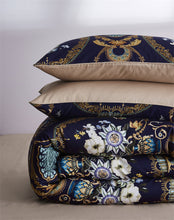 Charger l&#39;image dans la galerie, Anita Ultra Soft Egyptian Cotton Duvet Cover Set

