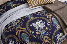 Charger l&#39;image dans la galerie, Anita Ultra Soft Egyptian Cotton Duvet Cover Set
