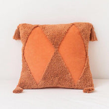 Charger l&#39;image dans la galerie, Anzola Cushion Cover

