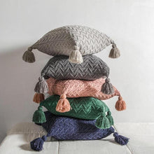 Charger l&#39;image dans la galerie, Bari Soft Knit Pillow Cover
