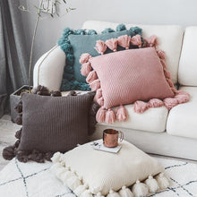 Charger l&#39;image dans la galerie, Bibiana Knitted Cushion Cover
