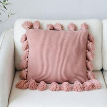 Charger l&#39;image dans la galerie, Bibiana Knitted Cushion Cover
