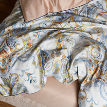 Load image into Gallery viewer, Formosus Ultra Soft Egyptian Cotton Duvet Cover Set
