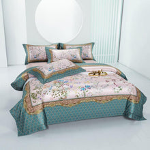Charger l&#39;image dans la galerie, Anne Hybrid Floral And Diamond Printed Silky Egyptian Cotton Duvet Cover Set
