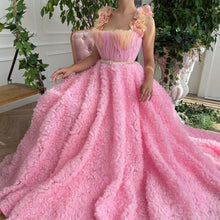 Cargar imagen en el visor de la galería, Rose Amelia Dreamy Gown - Abundance Boutique
