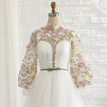 Cargar imagen en el visor de la galería, Allure Blossom Essence Gown - Abundance Boutique
