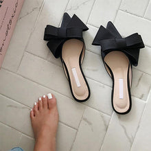 Cargar imagen en el visor de la galería, Pointed Toe Bow Sandals - Abundance Boutique
